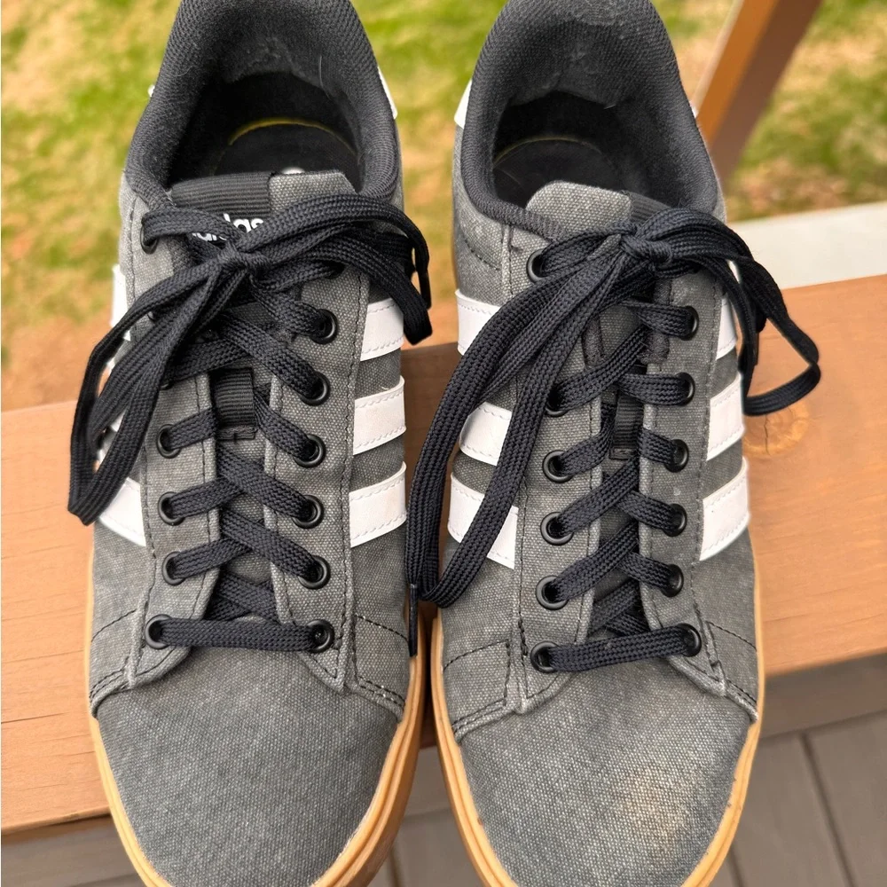 Adidas Daily Sneakers Gray Gum Sole Mens 7 EU 40